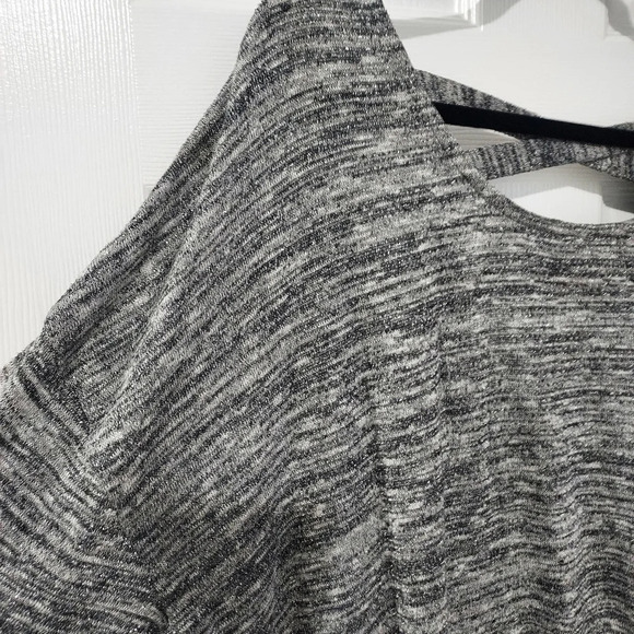 Lane Bryant Gray and Silver Metallic Thread Pullover Sweater in Size 22/24 - Picture 3 of 10